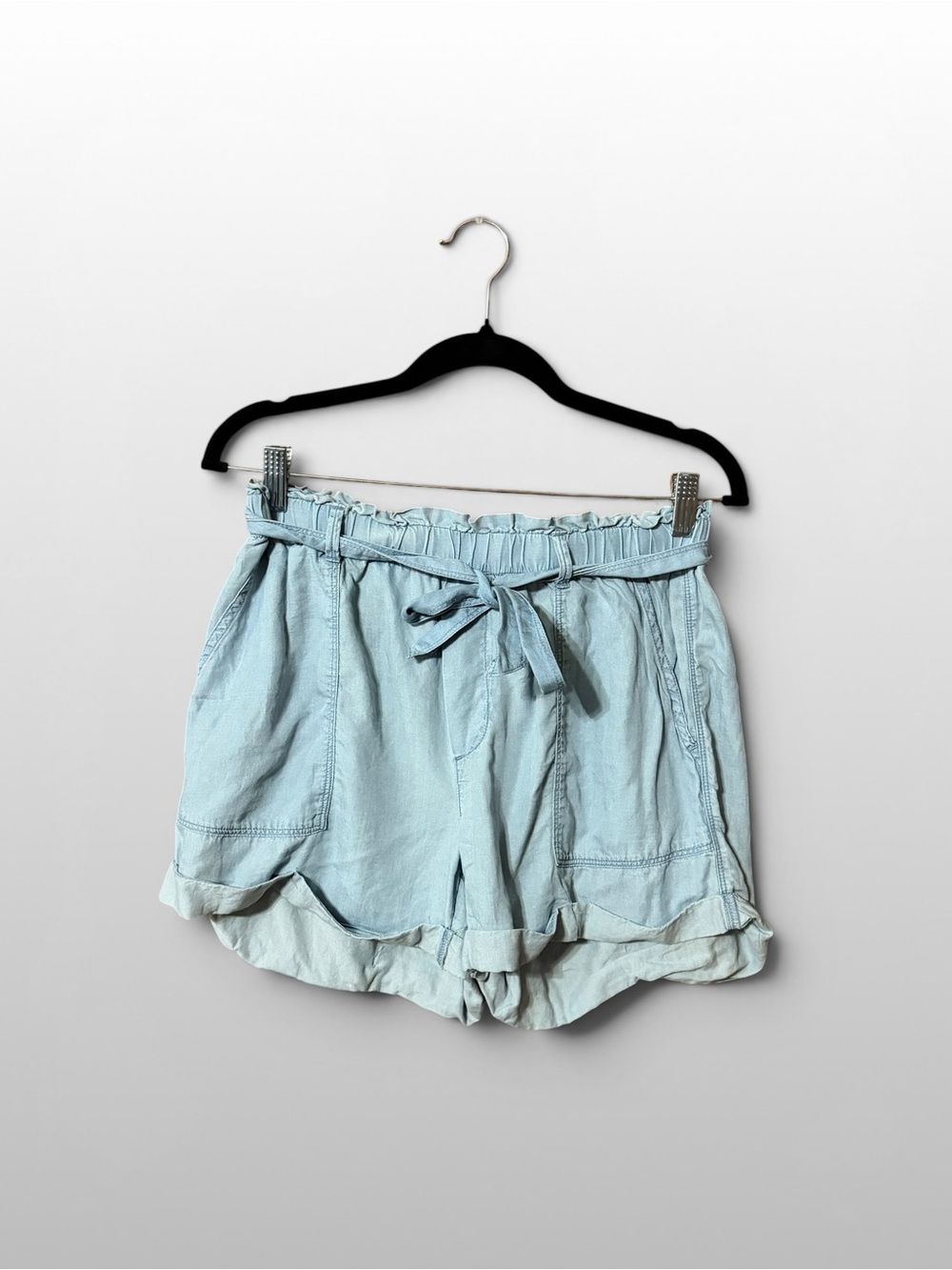 Aerie Chambray Paperbag Tie Waist Shorts Light Wash Relaxed Size M